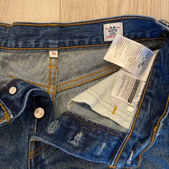 Levi’s denim shorts - size 26 - Picture 3 of 3